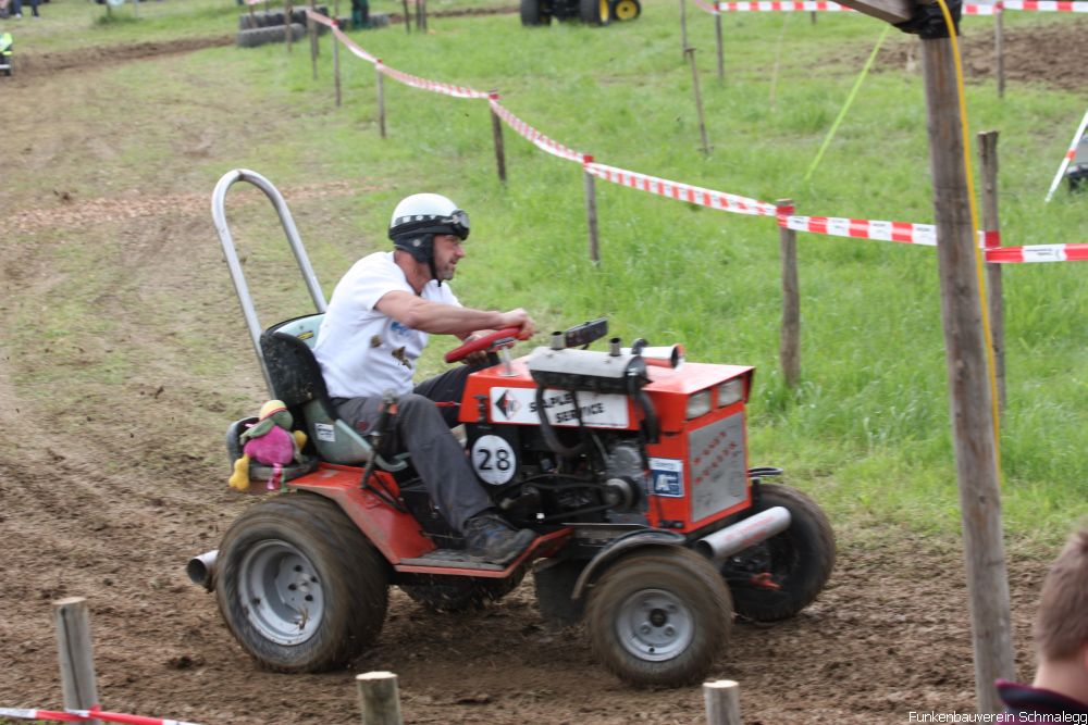 2015-05-23 Rasenmäher-Racing Teil 1 - Training 99