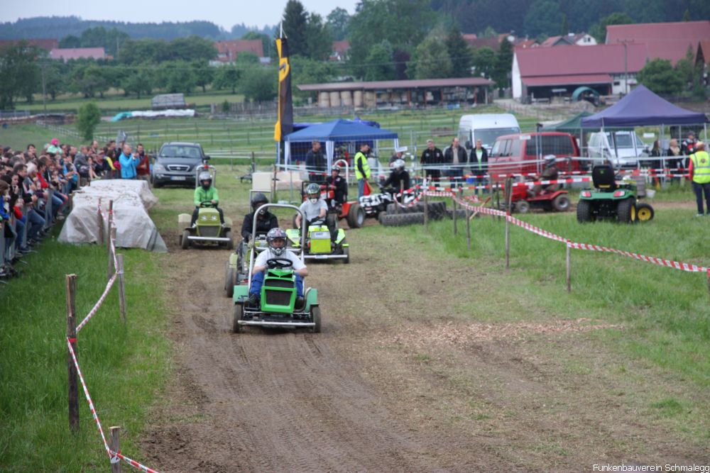 2015-05-23 Rasenmäher-Racing Teil 3 - Rennen 37